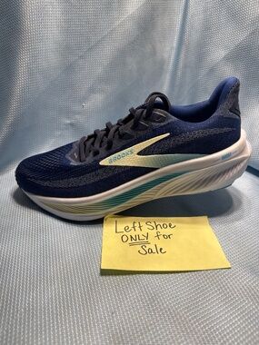 This is for the left shoe only! Women’s size 10.5 Brooks Ghost 17 running shoes